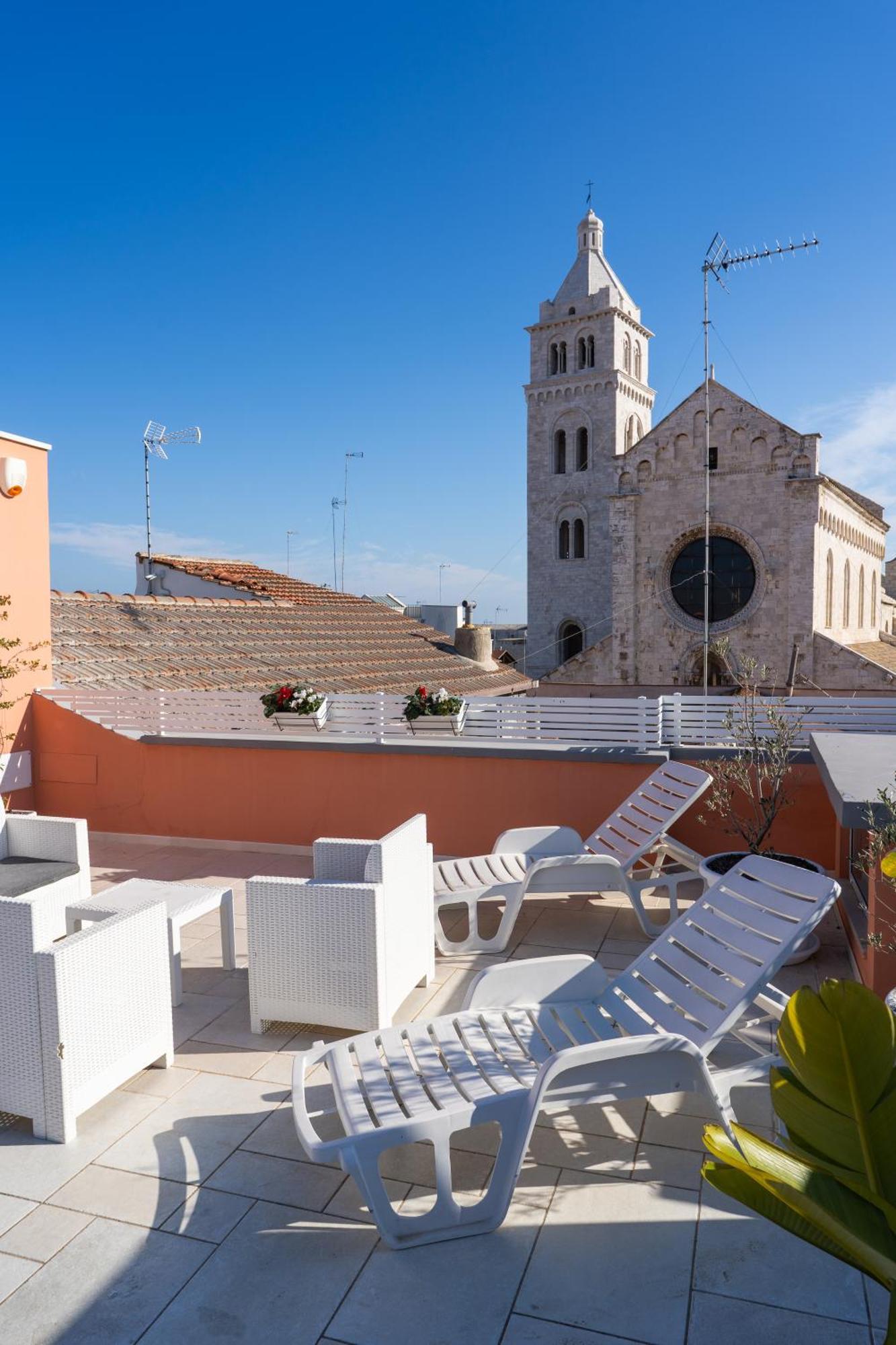 Duomo Guest House Barletta Eksteriør billede